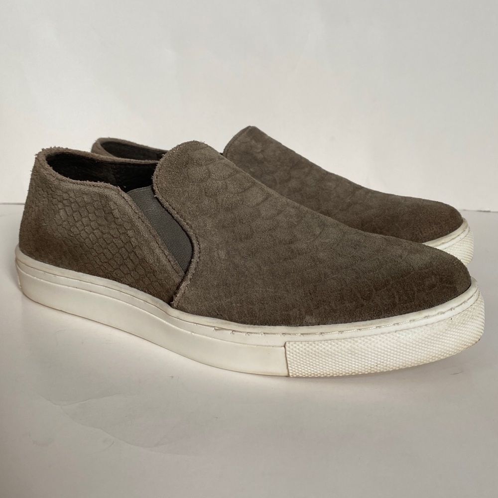 Diba True Genuine Leather Snake Textured Slip On Sneaker - Size: 6
